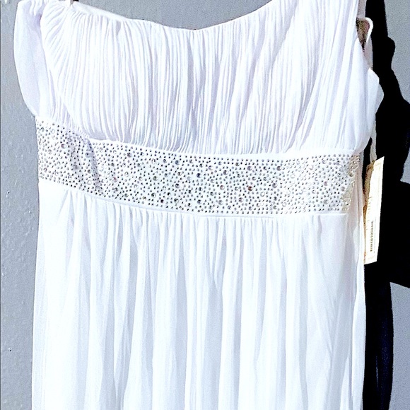 Pure White one shoulder LONG Maxi Dress - Picture 1 of 6